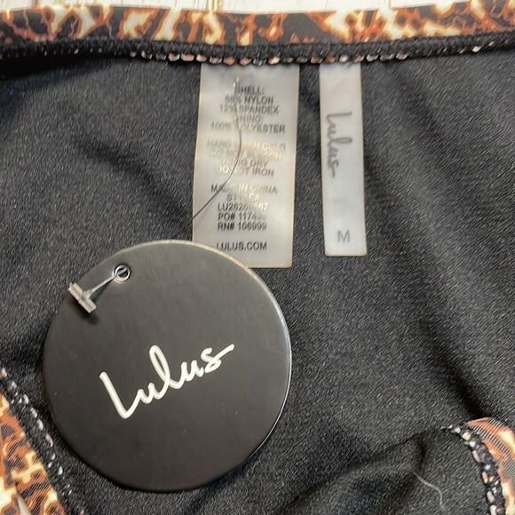 Victoria’s Secret and Lulus woman’s bikini bottoms. Bundle two. Size M. - Picture 6 of 6